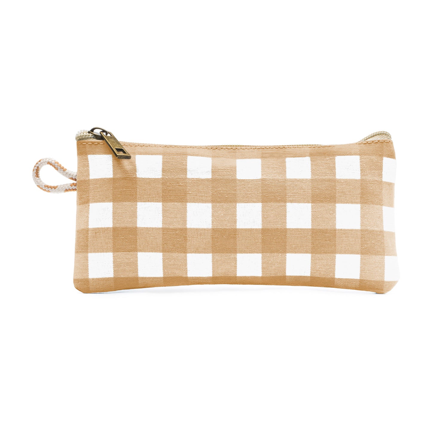 Estuche vichy en tono beige cálido, con cremallera metálica y asa lateral.