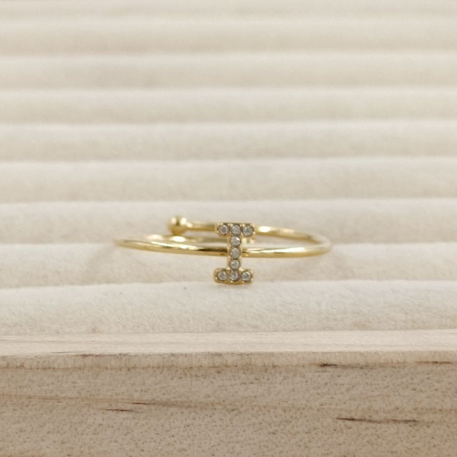 Anillo Dorado Inicial Personalizada Circonitas