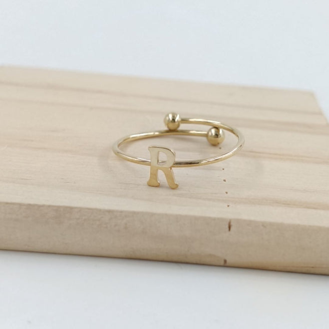Anillo Dorado Inicial Personalizada