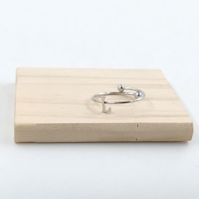 Anillo Plateado Inicial Personalizada