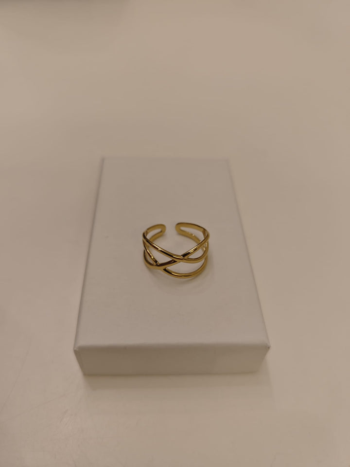 Anillo_Cross_Dorado_regalo_unico_elegante_bonito novio mujer marido pareja