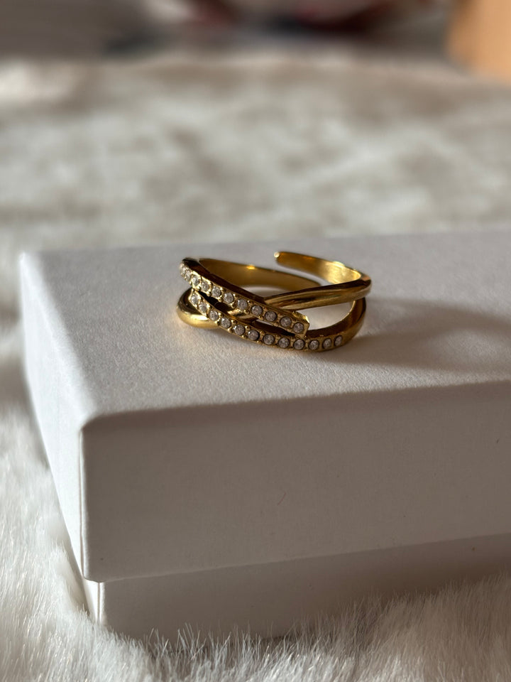 Anillo Valentina Dorado
