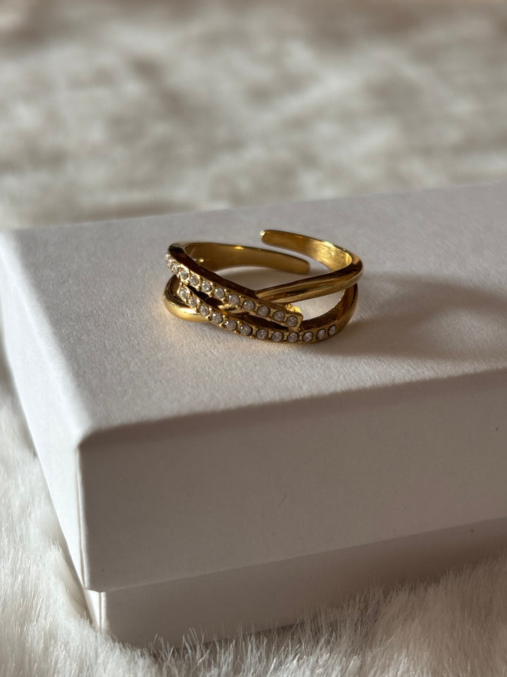 Anillo Valentina Dorado