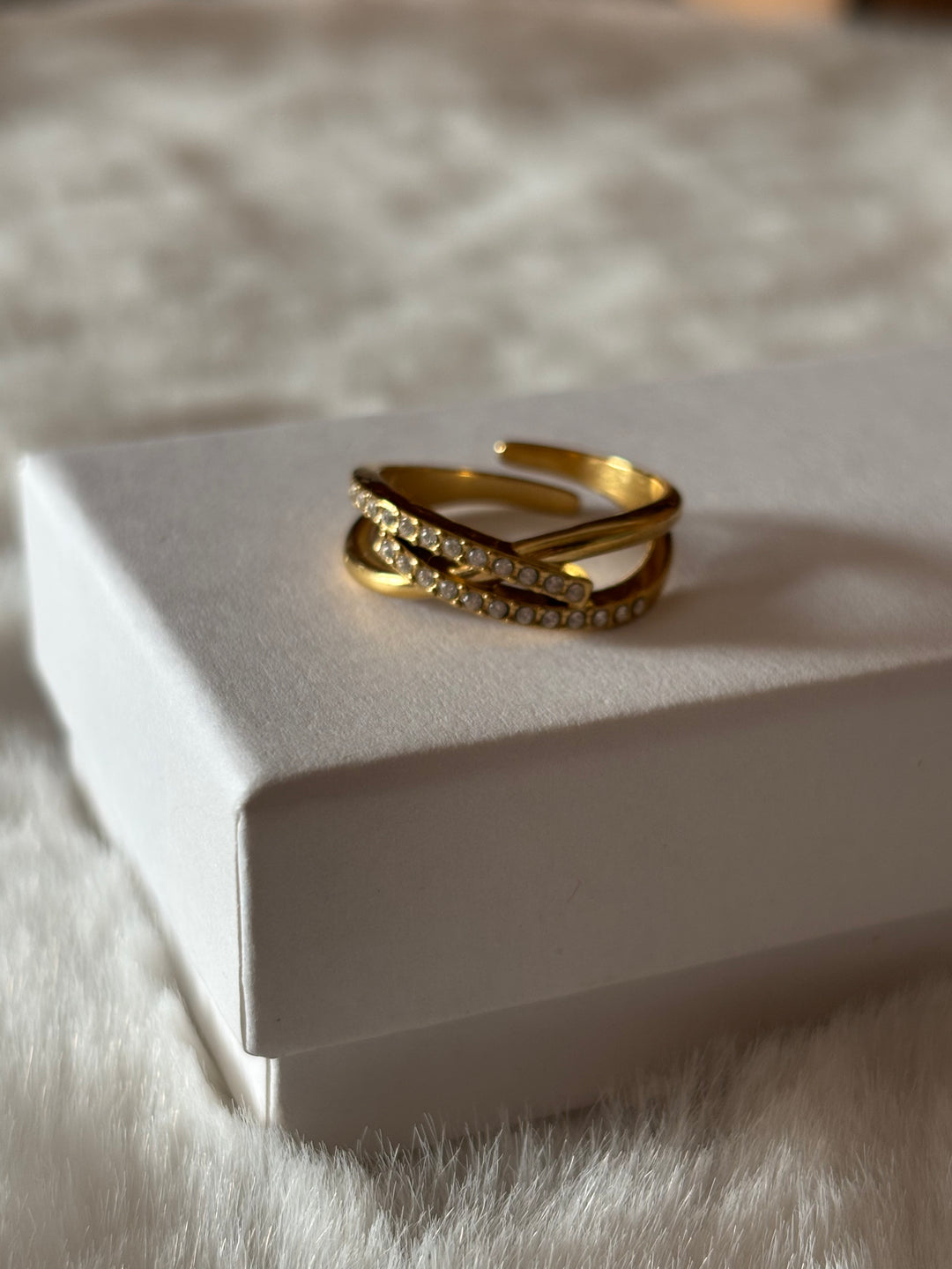 Anillo Valentina Dorado