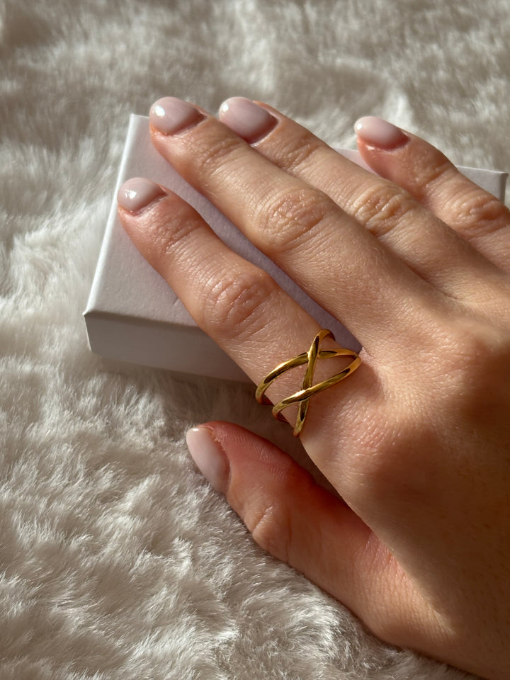 Anillo Cross Dorado