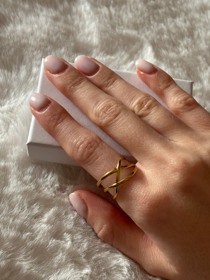 Anillo Cross Dorado