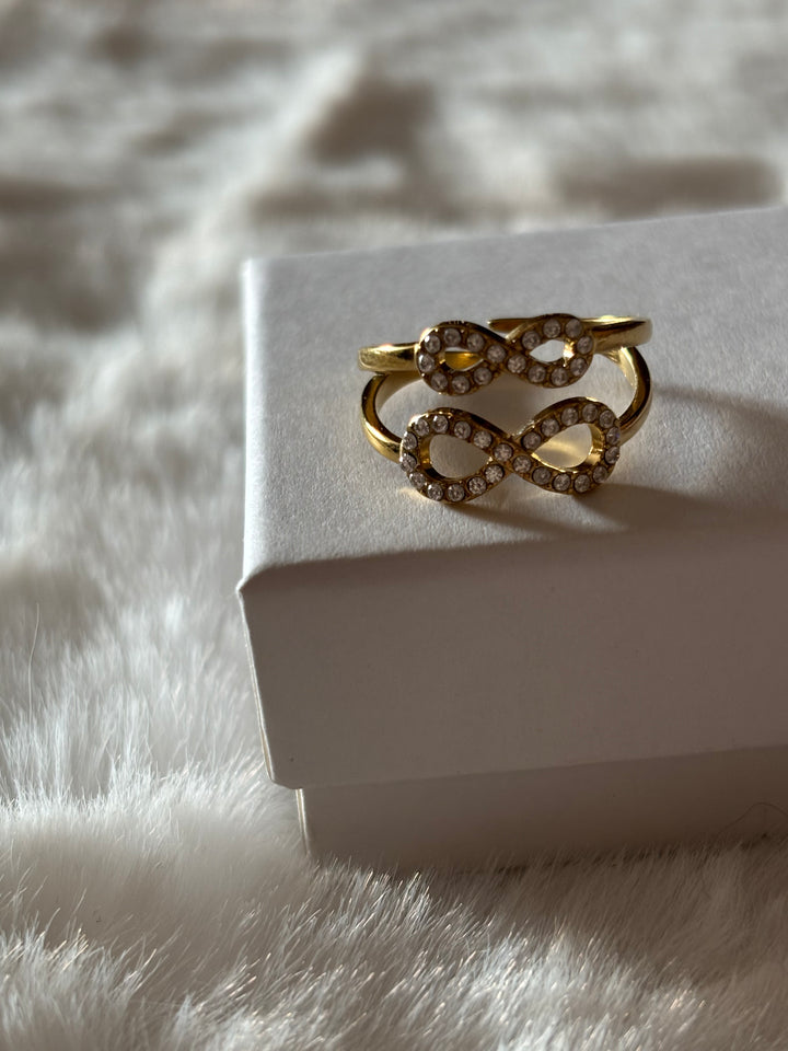 Anillo Infinity Dorado