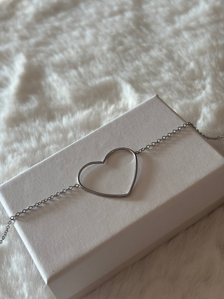 Pulsera Corazón Plateada