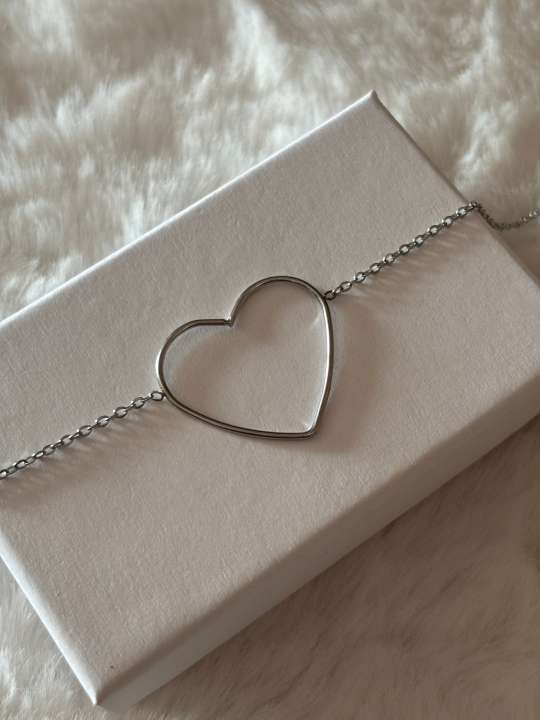 Pulsera Corazón Plateada