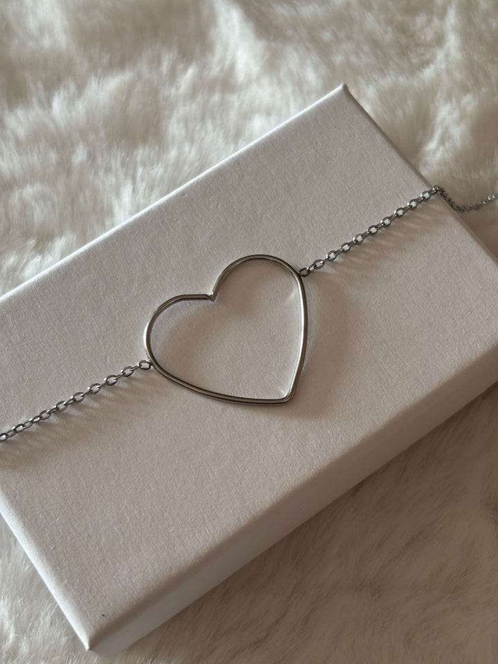 Pulsera Corazón Plateada