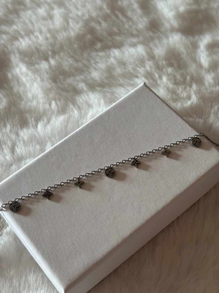 Pulsera Medievo Plateada