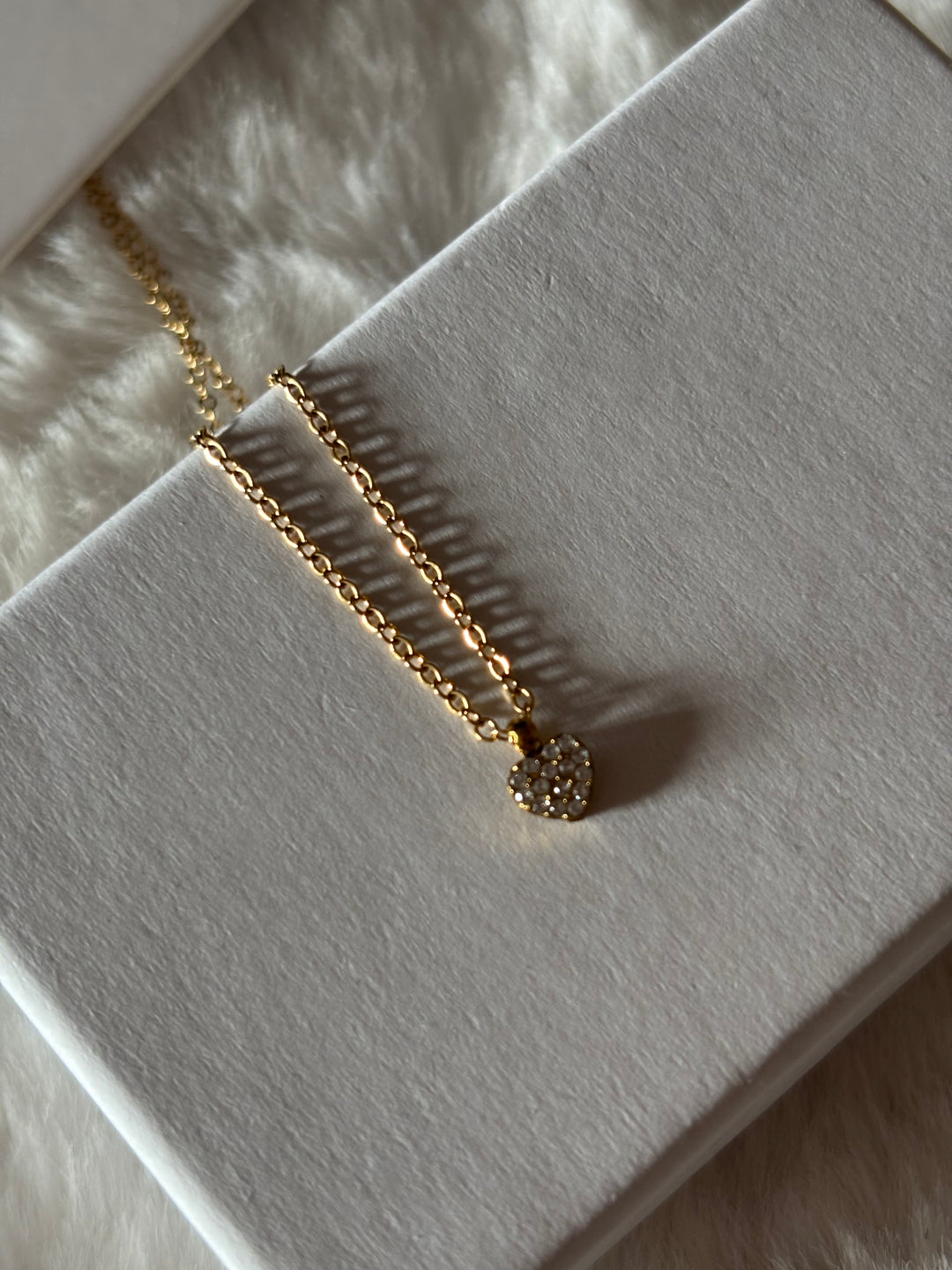 Colgante Corazón Dorado Liso Mini