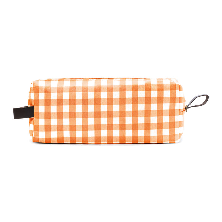 Neceser maxi con estampado vichy naranja, lleno de energía y vitalidad.