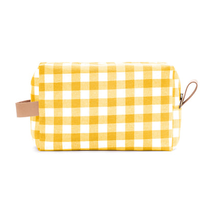 Colección de neceseres vichy en todos los colores disponibles, perfectos para regalar.