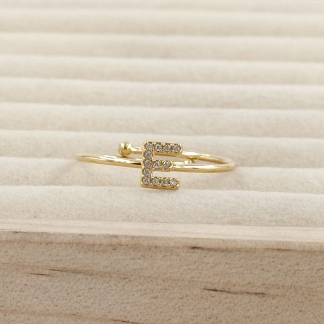 Anillo Dorado Inicial Personalizada Circonitas