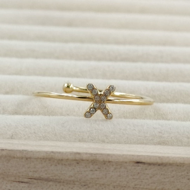 Anillo Dorado Inicial Personalizada Circonitas