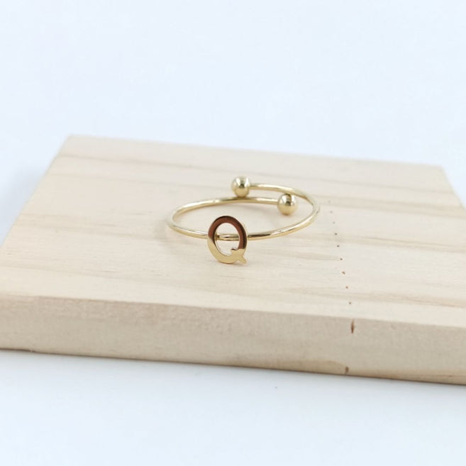 Anillo Dorado Inicial Personalizada