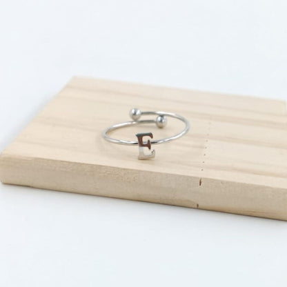 Anillo Plateado Inicial Personalizada