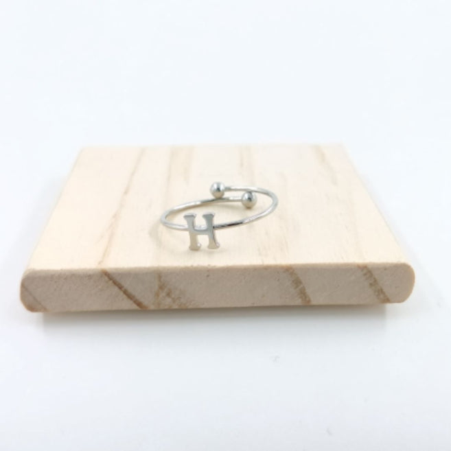 Anillo Plateado Inicial Personalizada