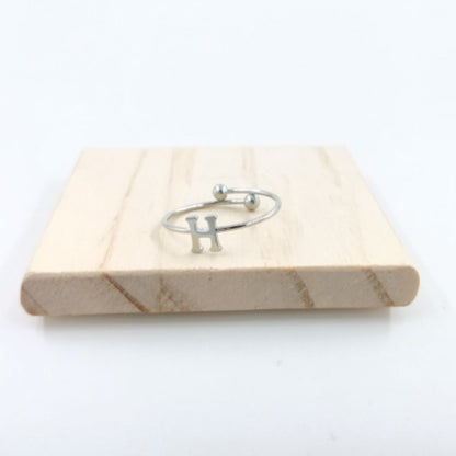 Anillo Plateado Inicial Personalizada
