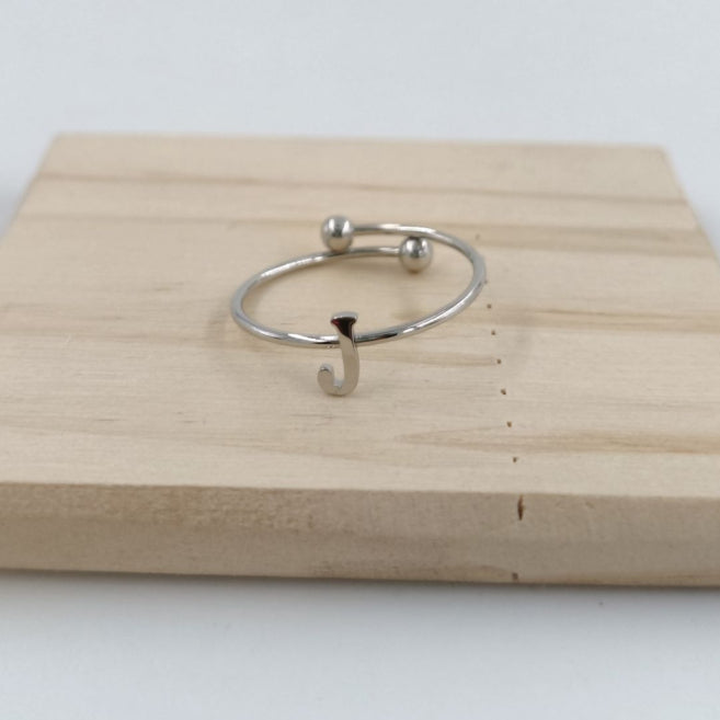 Anillo Plateado Inicial Personalizada