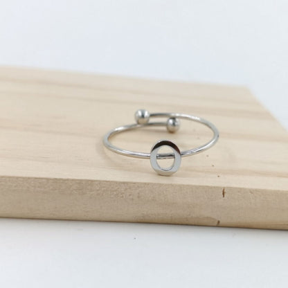 Anillo Plateado Inicial Personalizada