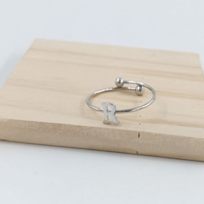 Anillo Plateado Inicial Personalizada
