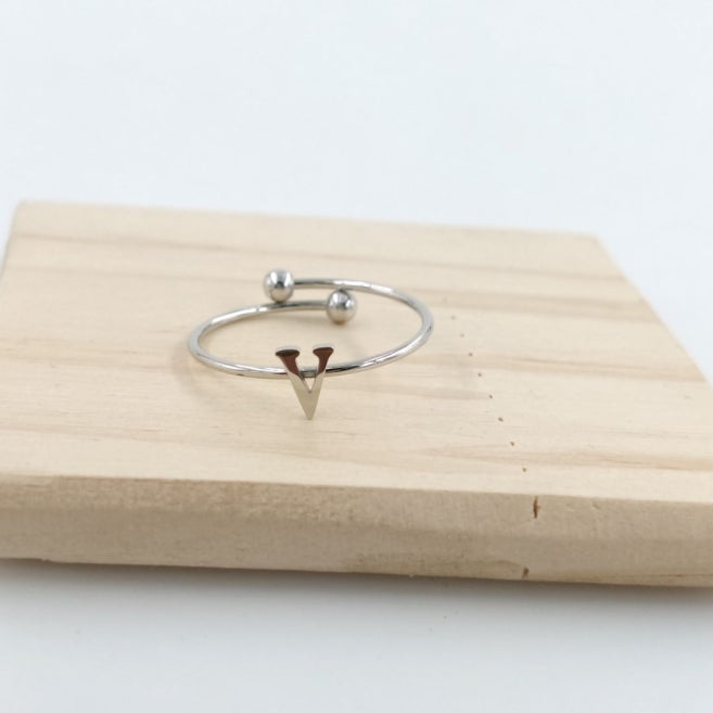 Anillo Plateado Inicial Personalizada