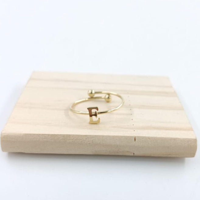 Anillo Dorado Inicial Personalizada - Belorias
