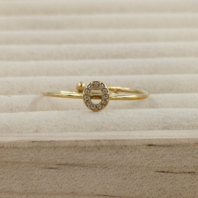Anillo Dorado Inicial Personalizada Circonitas - Belorias
