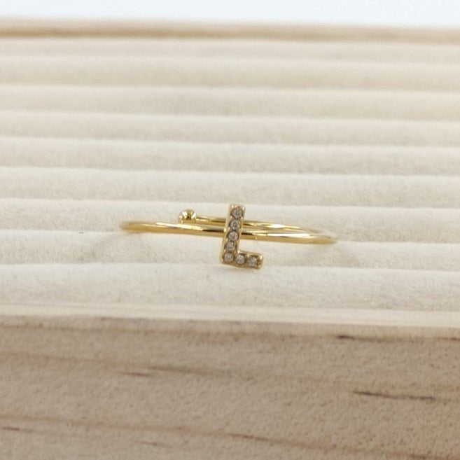 Anillo Dorado Inicial Personalizada Circonitas - Belorias