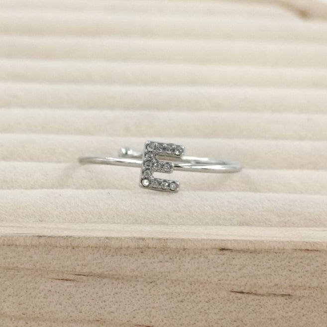 Anillo Plateado Inicial Personalizada Circonitas - Belorias