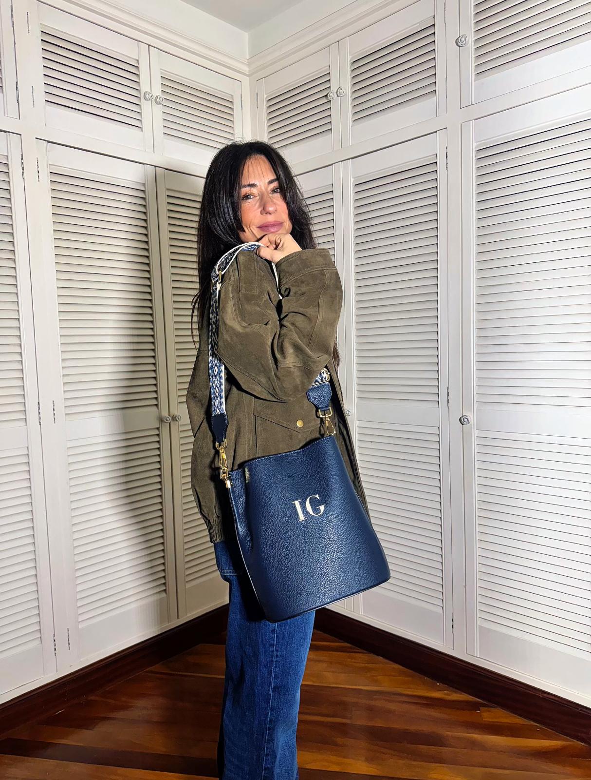 Detalle del bolso Dante con acabados exclusivos