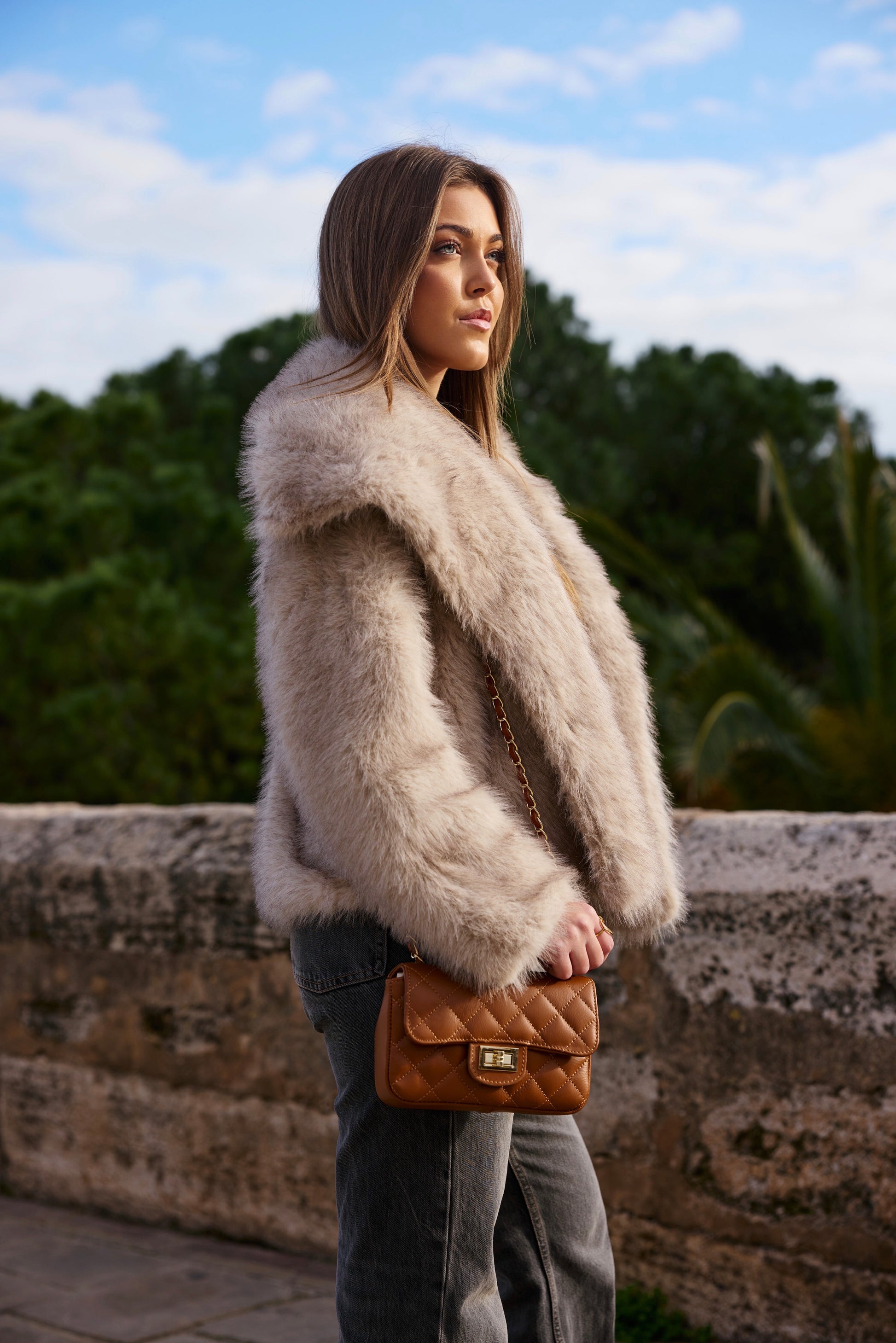 Diseño lujoso del bolso italiano Accardi con inspiración clásica

