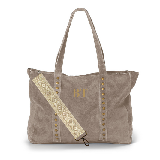bolso_manzoni_taupe_bordado_iniciales_dorado_bandolera_etnica_taupe_dorada