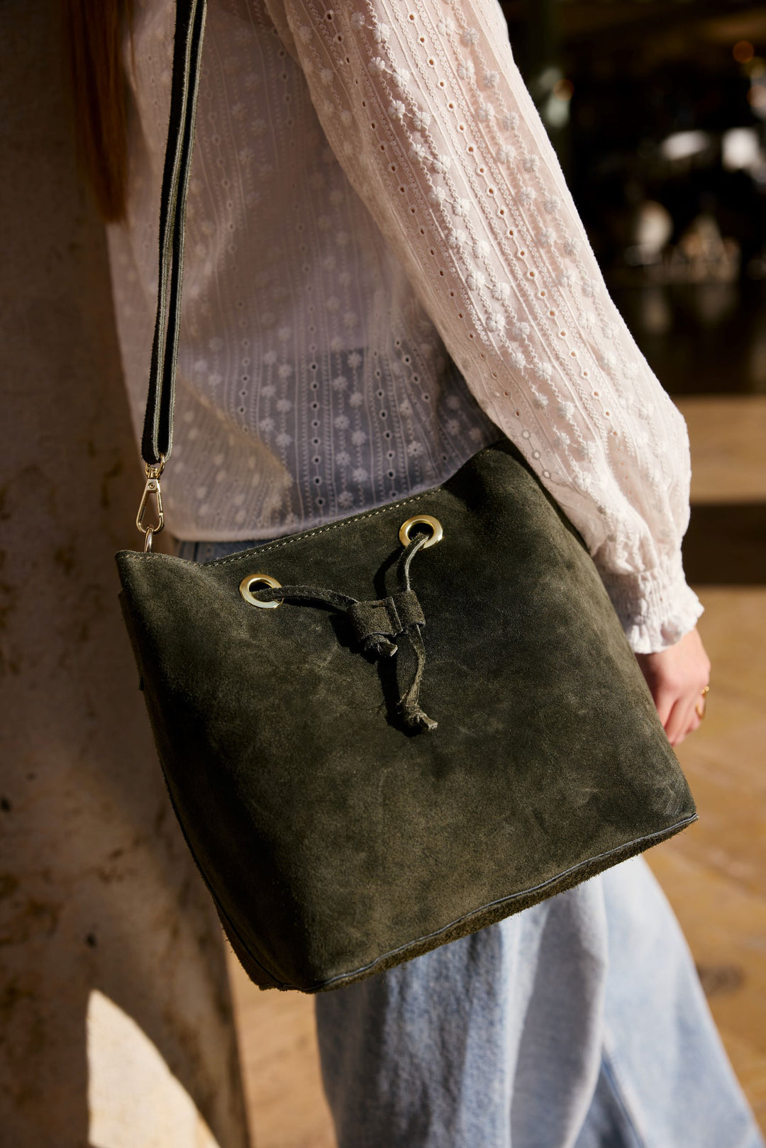 Bolso de ante Puccini ideal para mujeres con estilo