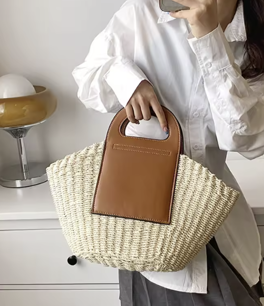 capazo_verano_bonito_mano_elegante