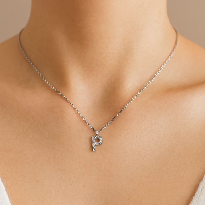 Colgante Plateado con Inicial Personalizada-Medium