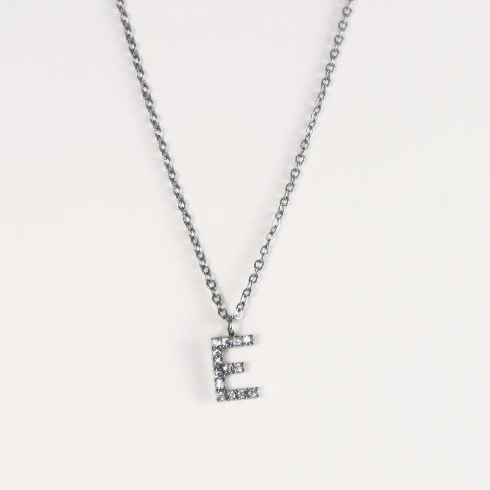 Colgante Plateado con Inicial Personalizada-Medium