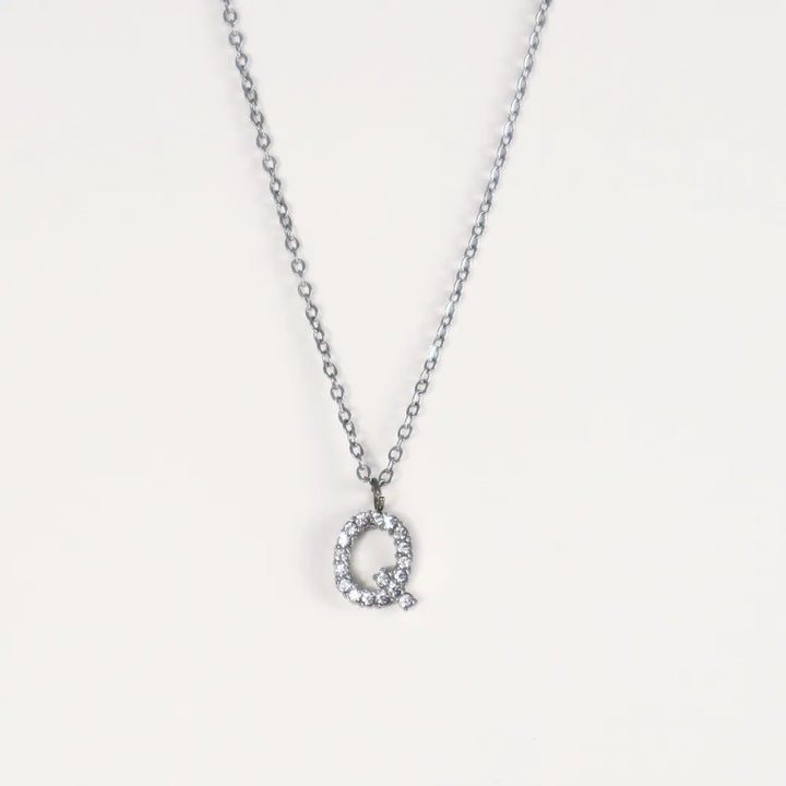 Colgante Plateado con Inicial Personalizada-Medium