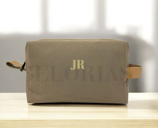 Color neutro versátil que combina con cualquier estilo o bolso

