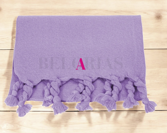 Foulard Vinci dentro de caja kraft con etiqueta Belorias

