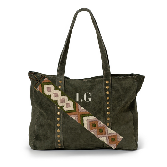 set_bolso_manzoni_verde_bordado_iniciales_beige_correa_verde_rosa_marrón